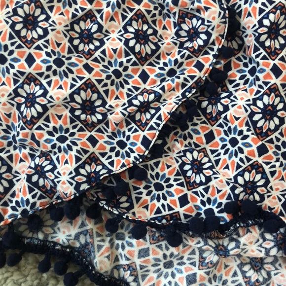 Flowy patterned shorts - Picture 2 of 2